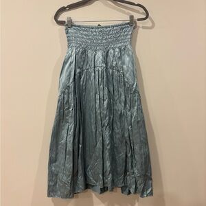 Vince Blue Metallic Satin Smocked Waist Ruffle Midi Skirt Women's size Medium